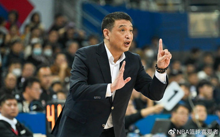 抢庄牛牛官网-94:78，北控集体打疯了！差距仅剩2场，5队抢最后一张季后赛门票|宁波队|里勒|联赛|闵鹿蕾|张庆鹏_新浪体育_新浪新闻